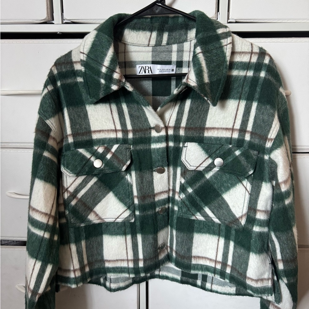 Zara Women's Green and White Plaid Utility Jacket